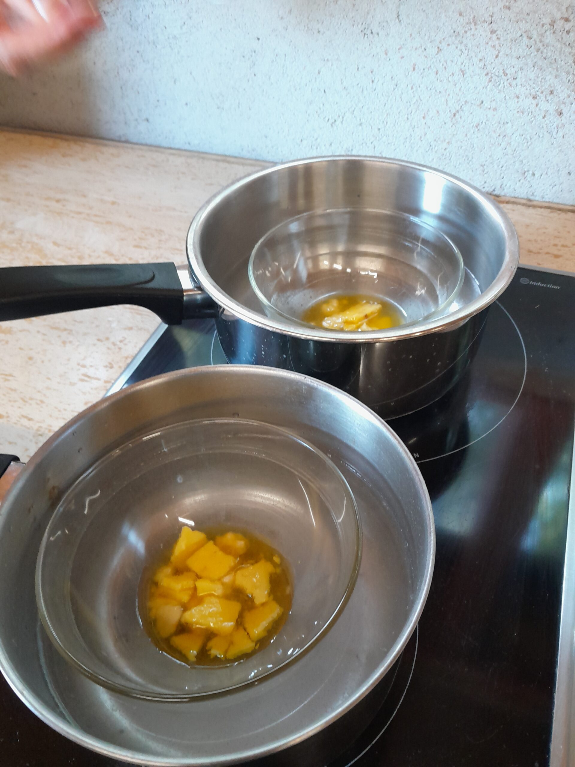 Lire la suite à propos de l’article La douceur par la cire d&rsquo;abeille